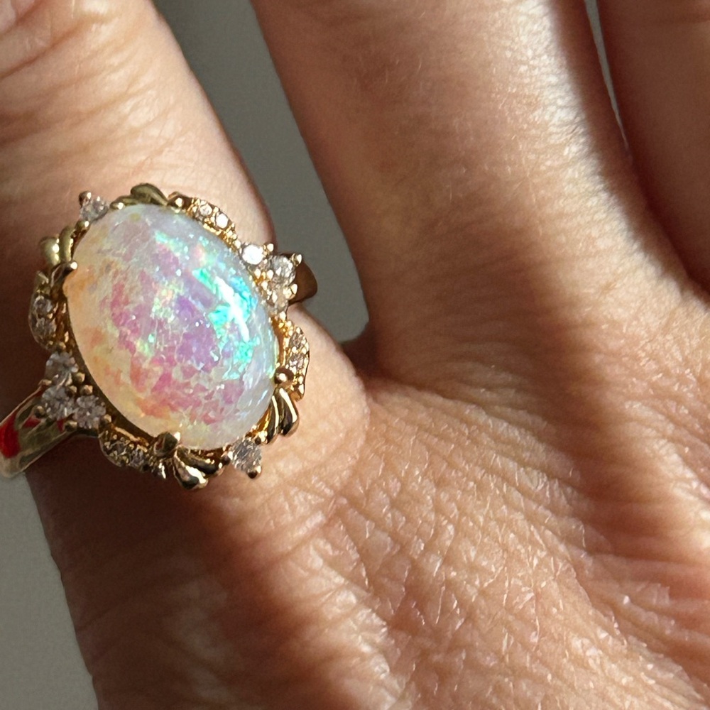 Elegant Gold Opal-Like Ring